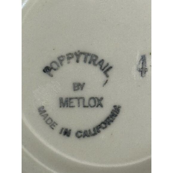 METLOX Poppy Trail Sculptured Blue Grape Cereal Bowl 6" - Picture 9 of 9